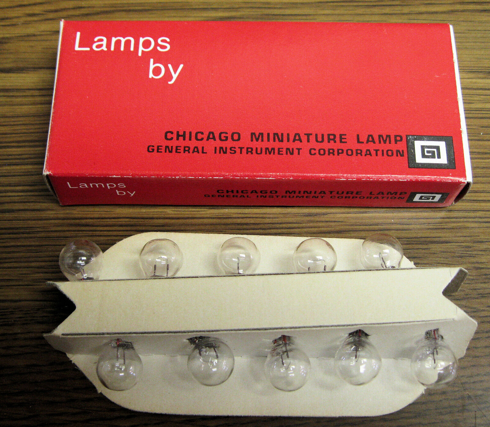 #12 Lamp 6.3 Volt .95 Watt 2-pin Incandescent Light Bulb (box Of Ten Bulbs)